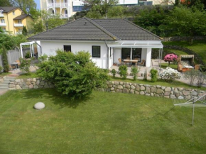 Ferienhaus in Goehren mit Schwimmbecken in Göhren